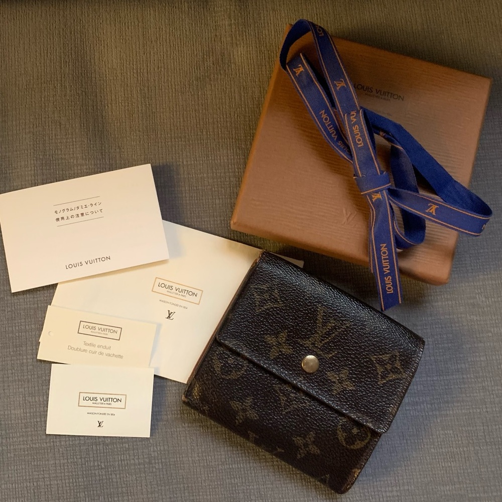 Authentic Louis Vuitton Monogram Elise Compact Wallet